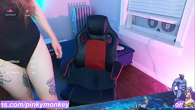 Victoria_Finally webcam