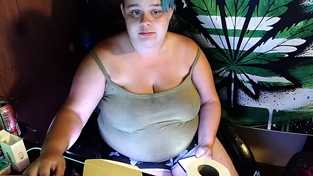 Lil_Green_Fairy420 webcam