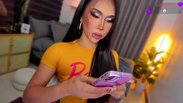 UrSluttyGoddess webcam