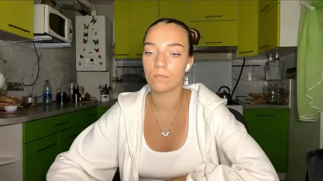 TanyaSavela webcam