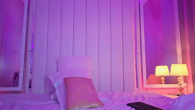 Alyana_Skinny webcam