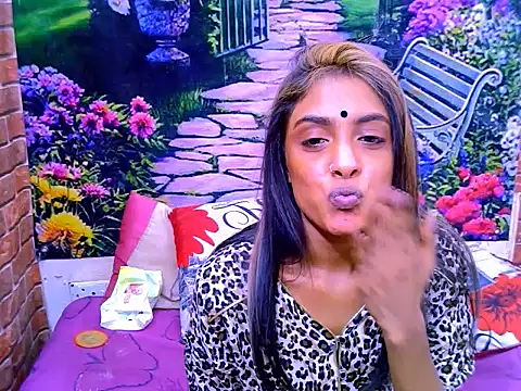 indianpretty14u2luv - IndianPretty14u2Luv's free webcam - UK Sex Cams