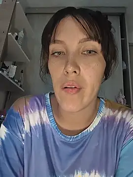 LinaEatCookies