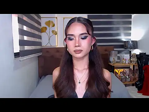 JuicyCockThea webcam