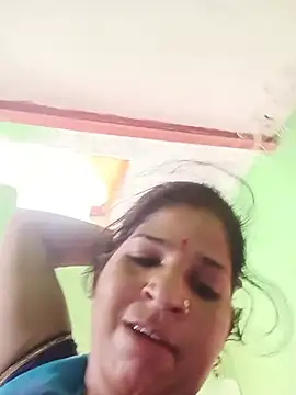 Joohi_Chawla143 webcam