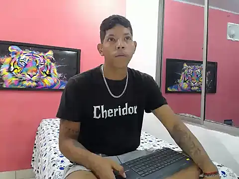 latinosninfomanos webcam