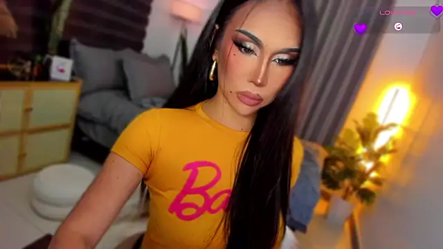 UrSluttyGoddess webcam