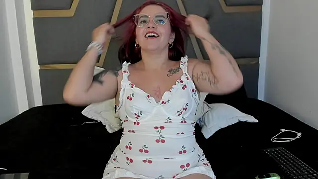 juana_valkiria webcam