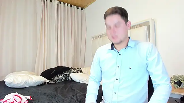 cameronymartinn (Ask my age) - blowjob and fuck in cowgirl
