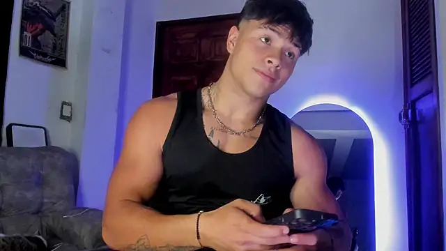 Dominic_Biker__ webcam