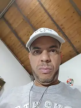 latinmartin73 webcam