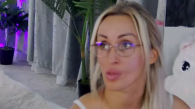 IsabelleEthan webcam