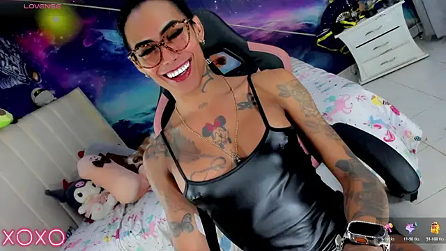 Nella_Dolls webcam