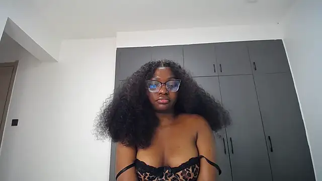 Pretty_Liya08 webcam