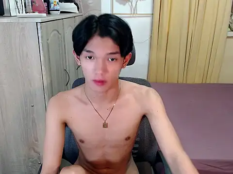 urasian_john18 webcam