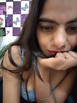 Alisha_Babyy webcam