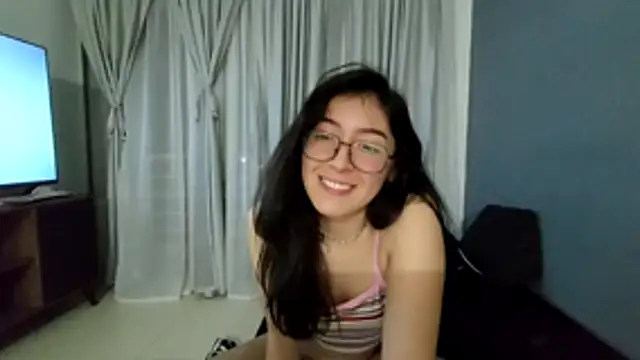 MiiaCullens webcam