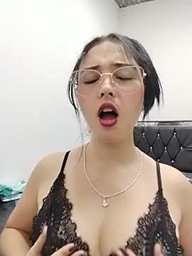 Valeria_allurin webcam