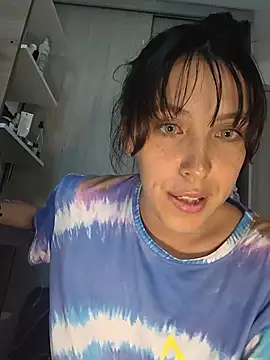 LinaEatCookies webcam
