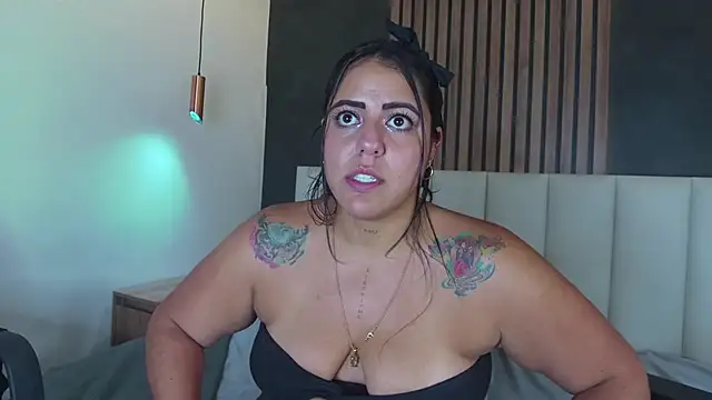 ShelyEvans__ webcam