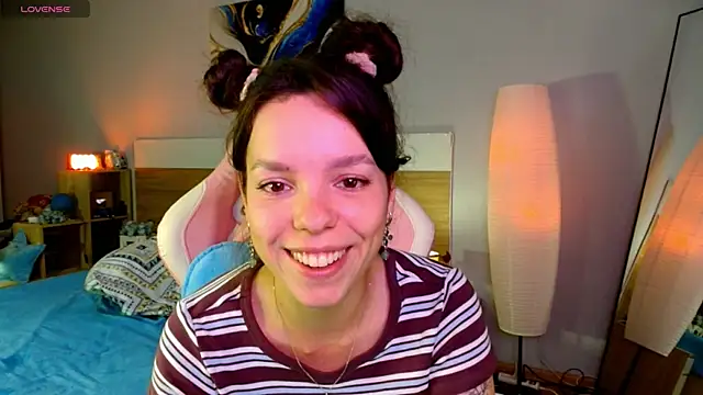 Maya_Campbell webcam