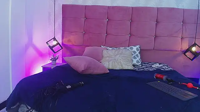 CelesteNeirafg webcam