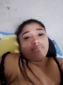 Nati_linda webcam