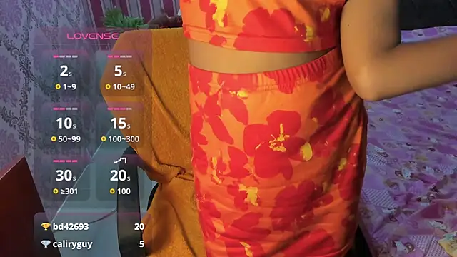 Mica_Jones webcam