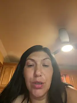LittleMissEeve webcam