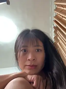 yiyiya520 webcam