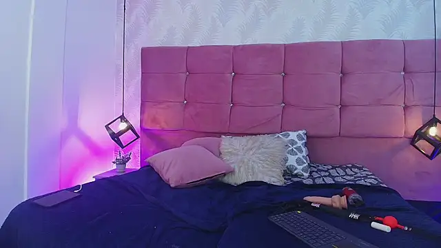 CelesteNeirafg webcam