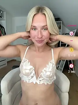 celis_secret webcam