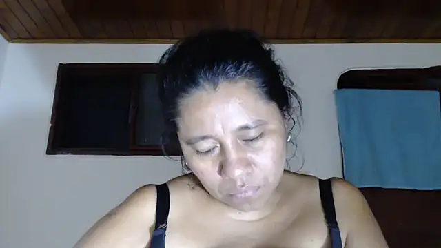 adrixxx38 webcam