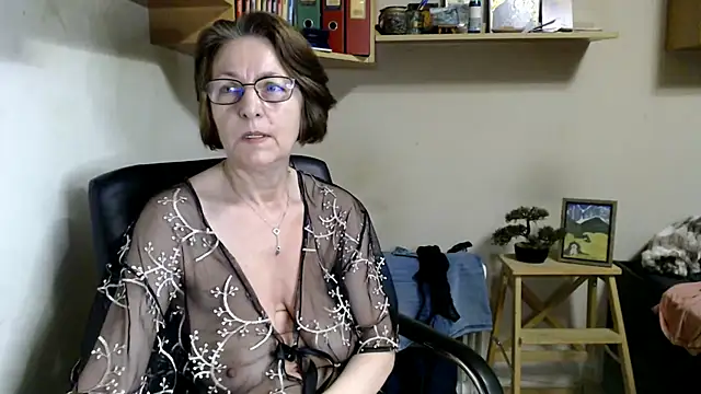 katemodel webcam
