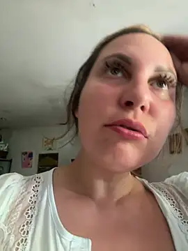 SweetnessDaisie webcam