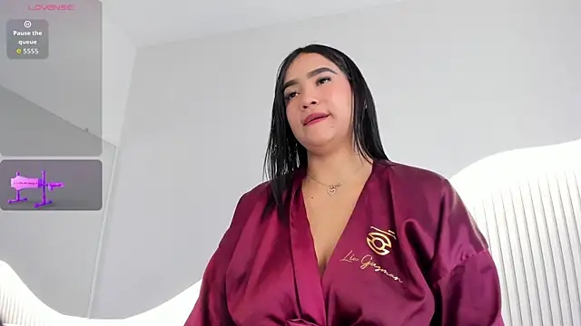 lia_guzman (F young) - squirt 💦