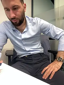 speddy34 (M young) - Full NAKED three minutes