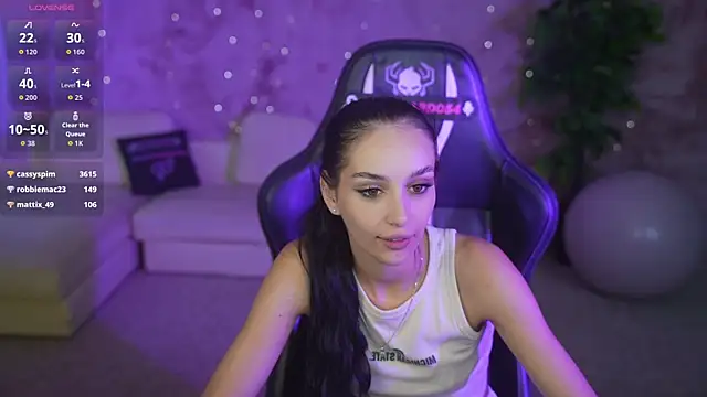 mila_rose054 (F young) - show tits