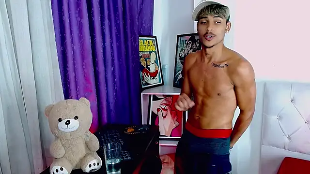 Angel_foxc13 webcam