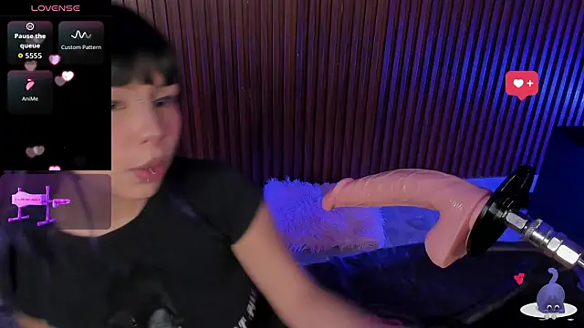 Lia_Kittenx webcam