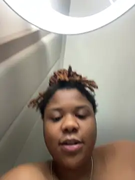 HEARTBREAKBRE webcam