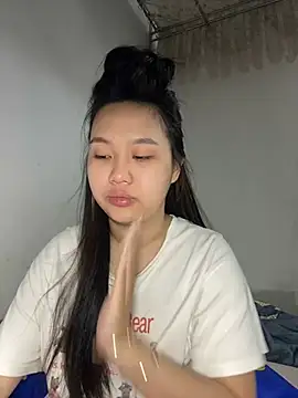 Almira6868 webcam