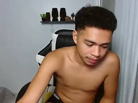 curlyasian_njxx - Curlyasian_njxx's free webcam - UK Sex Cams