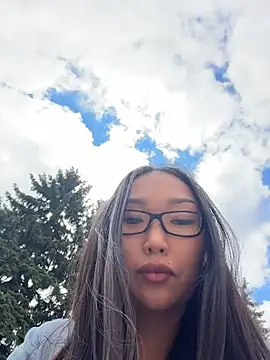 trytomakememoam webcam