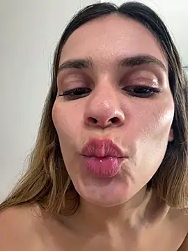 cuteluci_