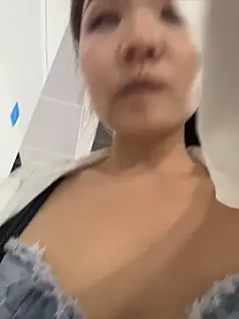 xiaoxiaocheng678 webcam