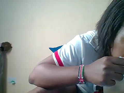 Chiky_Nurse webcam