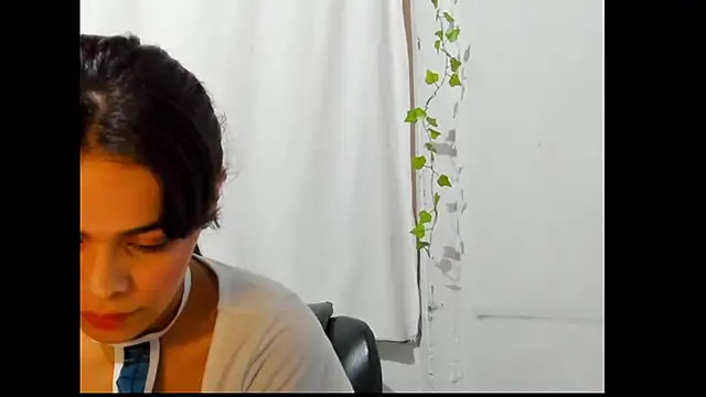 Antonella_Gomez22 webcam