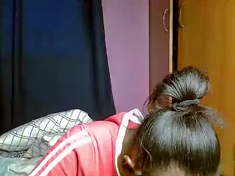 Queen_petite_