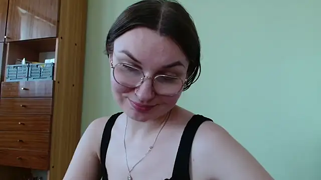 LooveELLYx webcam